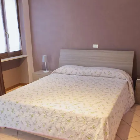 Casa A Colori בית הארחה *